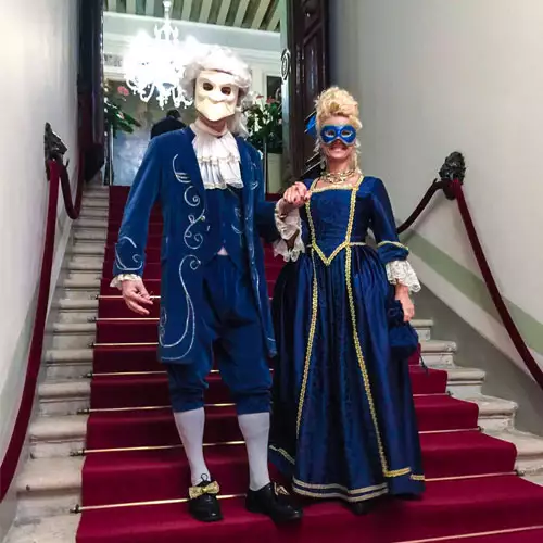 bottega di artigianato artistico a treviso - nolleggio abiti e costumi d'epoca - Mangiafuoco